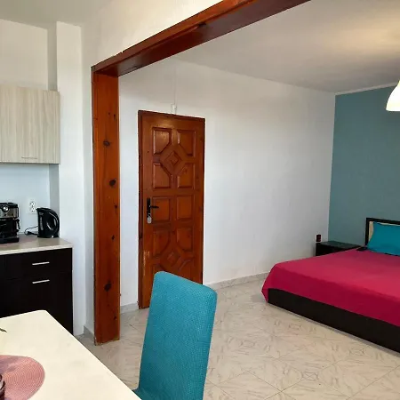 Guest house вила николета Sveti Vlas